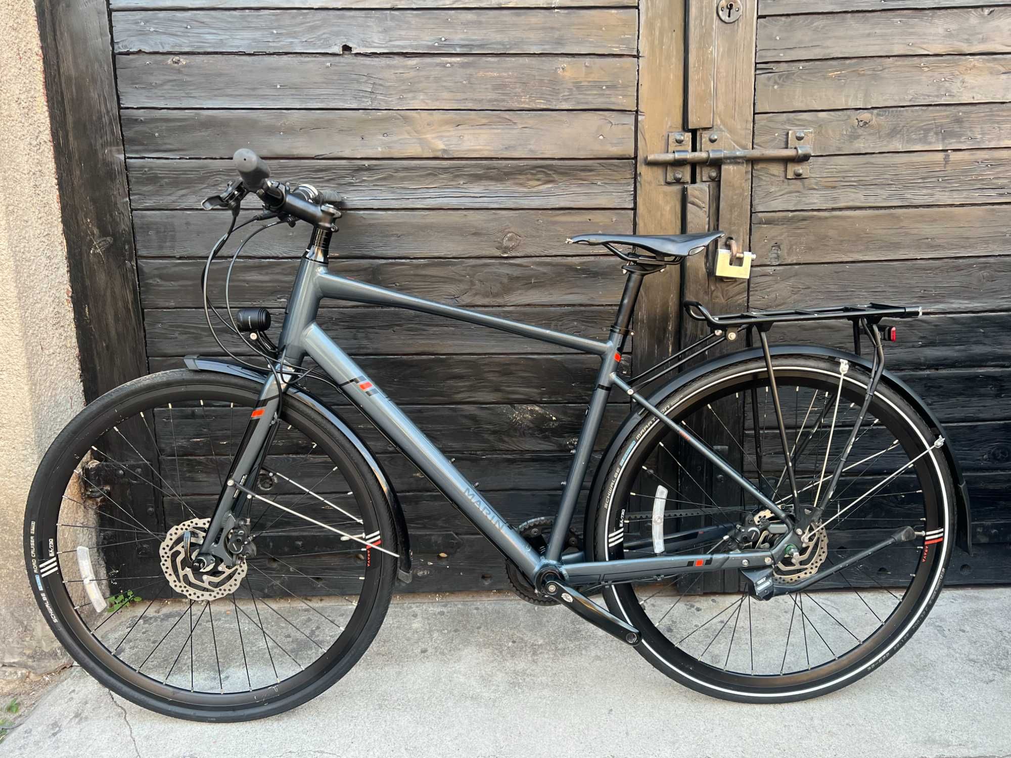Rower na pasku karbonowym