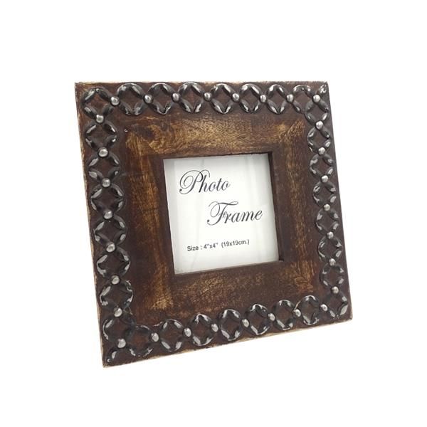 Drewniana ramka na zdjęcia 30882 pod format zdjęcia 10x10cm