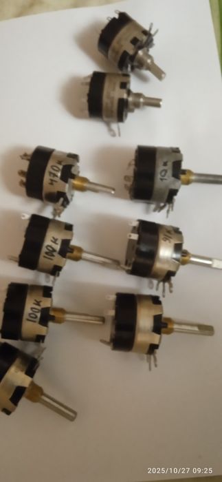 Резистор переменный 10 кОм с выключателем