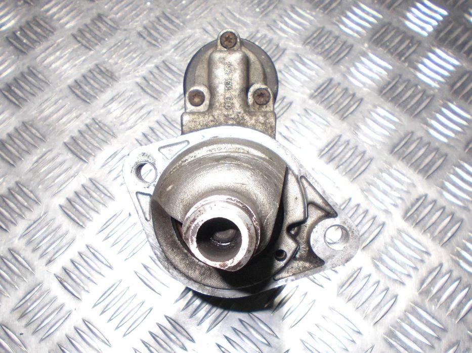 Audi A4 B6 B7 A5 rozrusznik 2.5 TDI