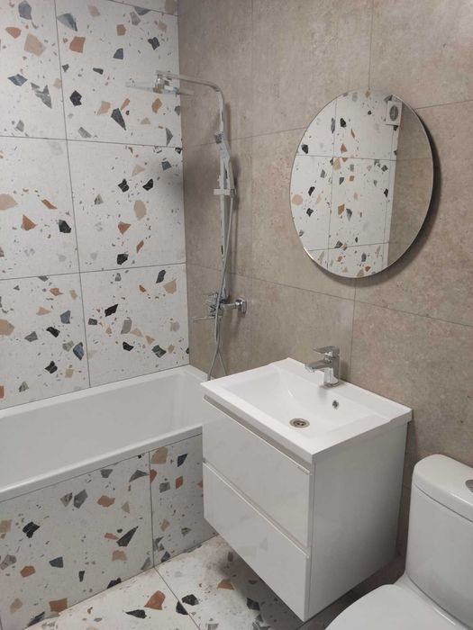 1к, центр, ремонт, супер пропозиція. середній поверх