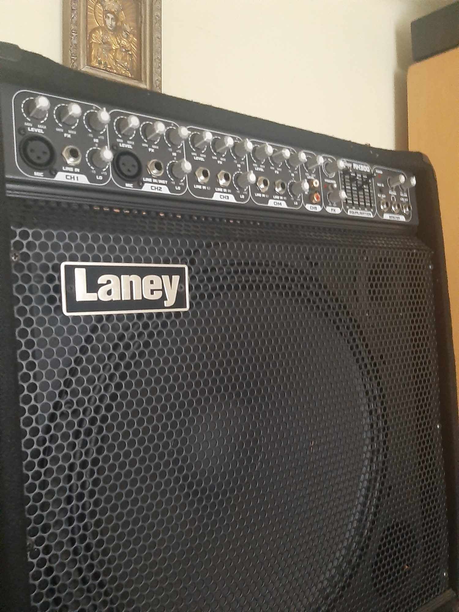 Wzmacniacz  Laney AH300