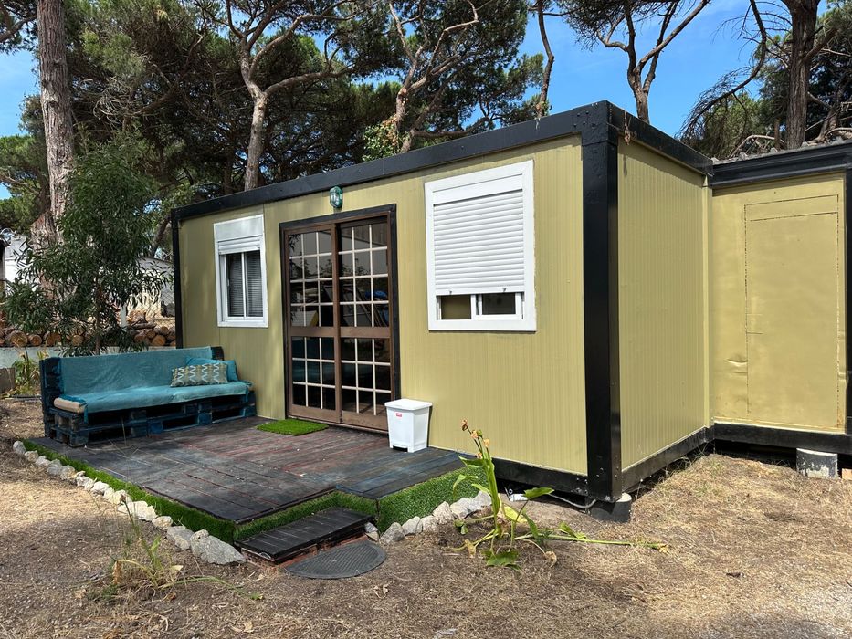 Casinha pré-fabricada