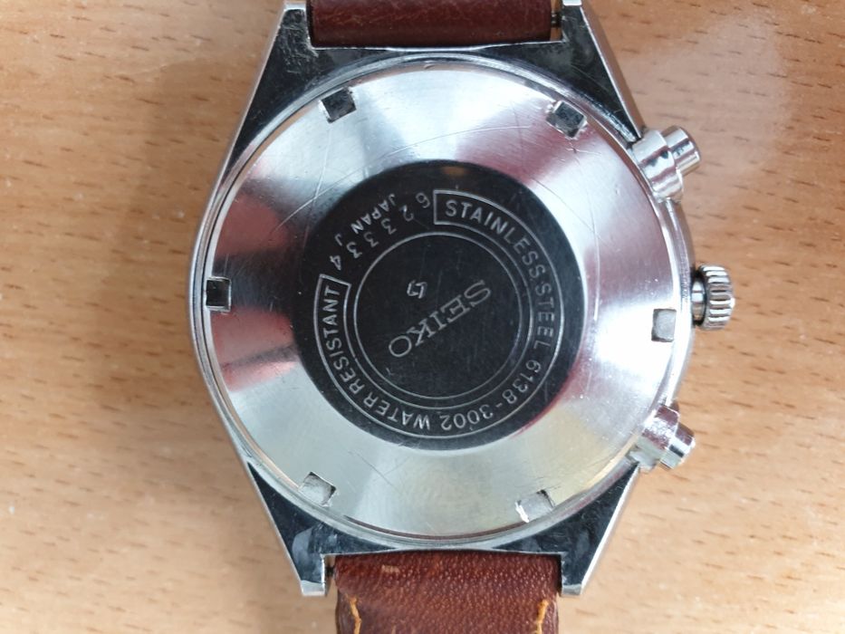 Relógio cronógrafo Seiko modelo Jumbo movimento 6138