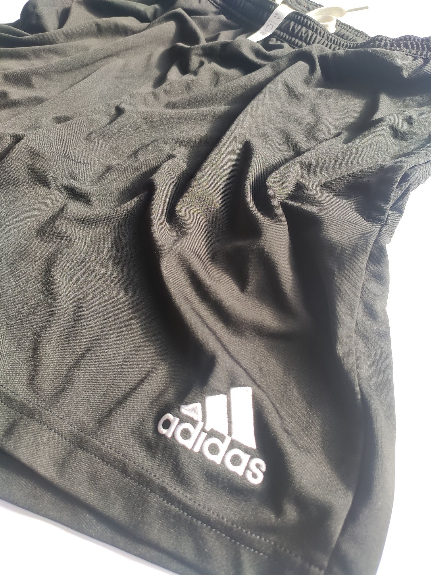 Calções Adidas AeroReady L