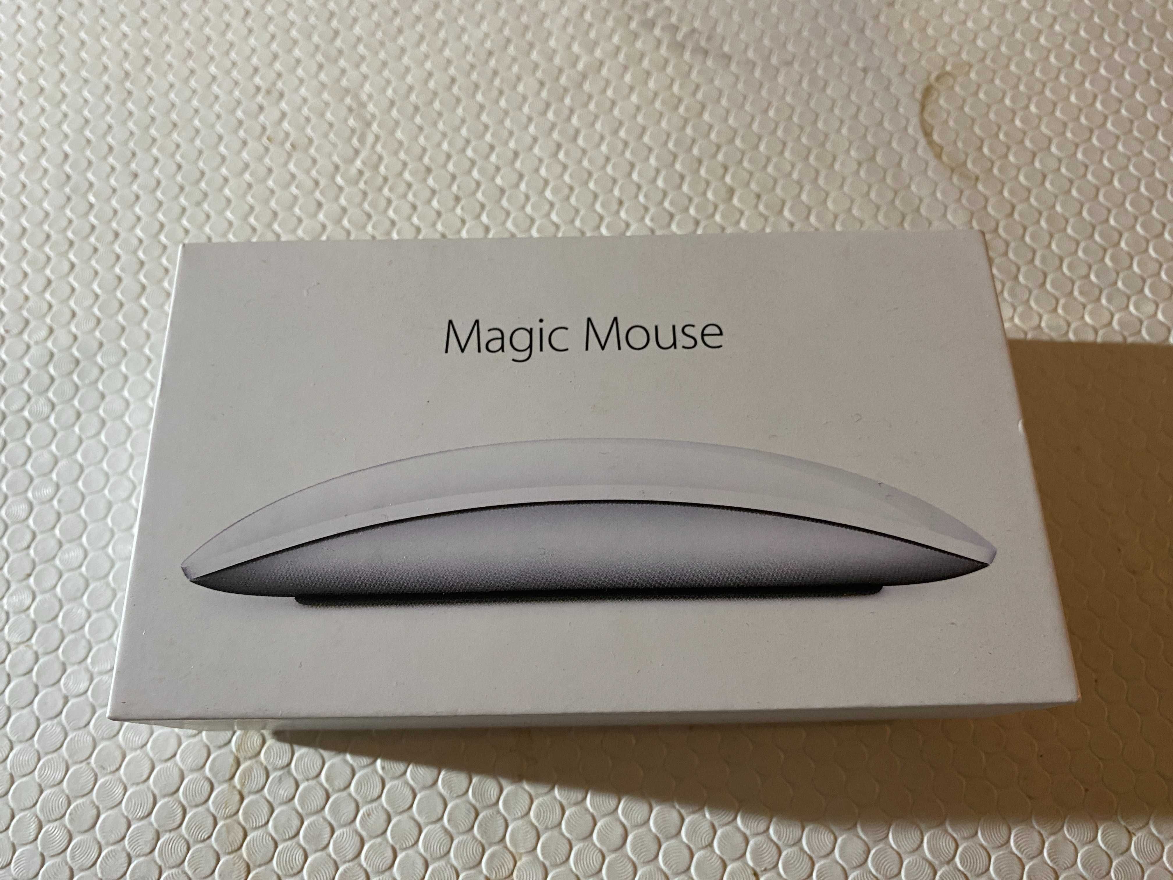 Pack Macbook Air + Magic Mouse + Hub + Bolsa Neoprene