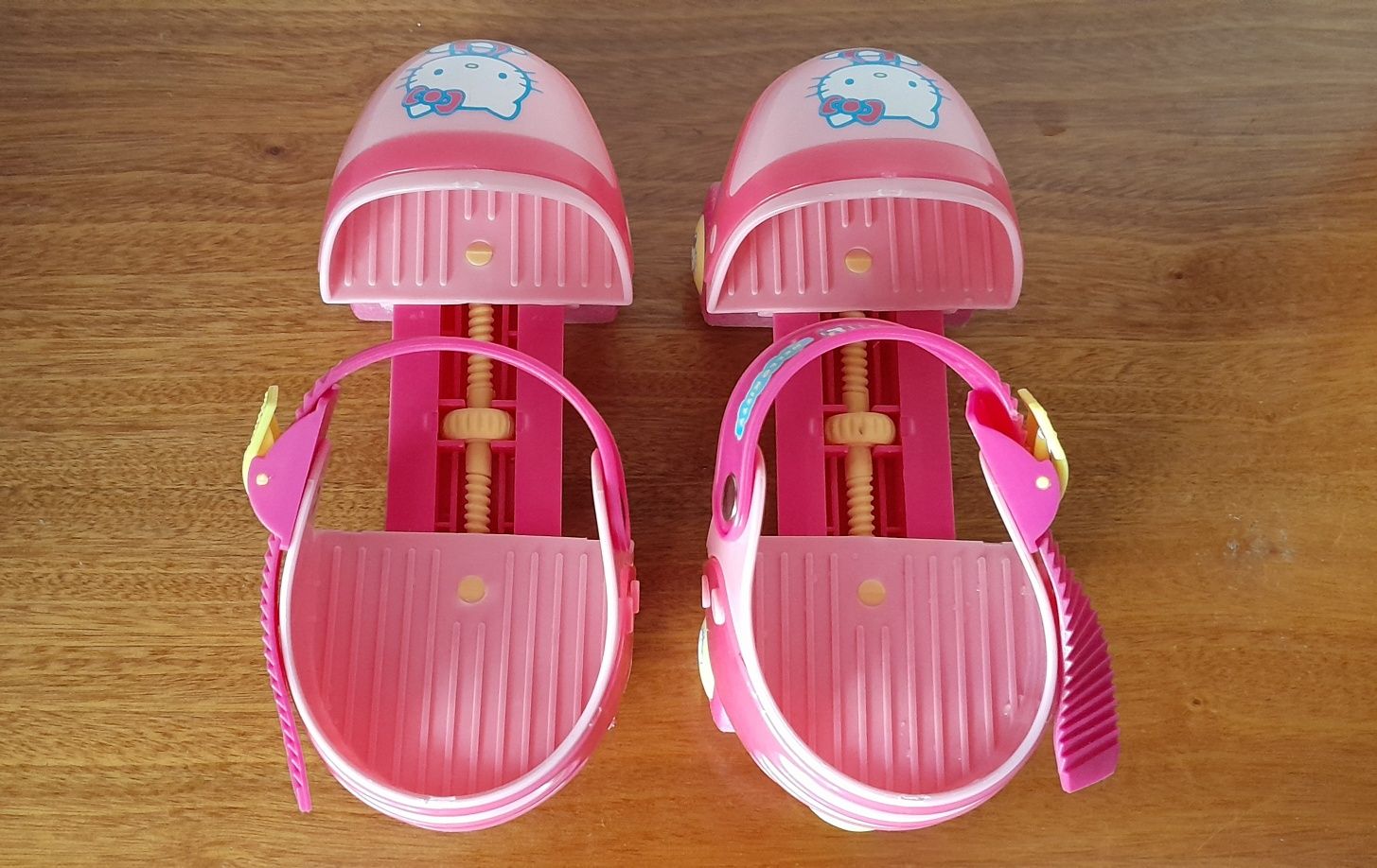 Wrotki regulowane Hello Kitty długość 15cm - 22cm