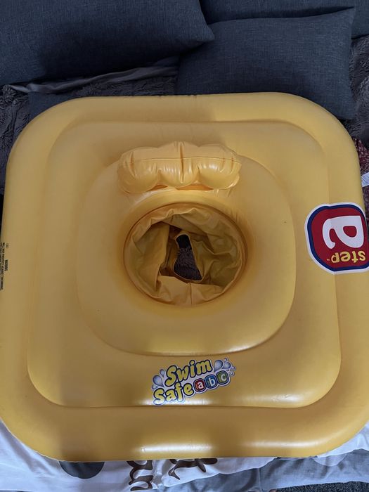 Koło do pływania dla najmłodszych