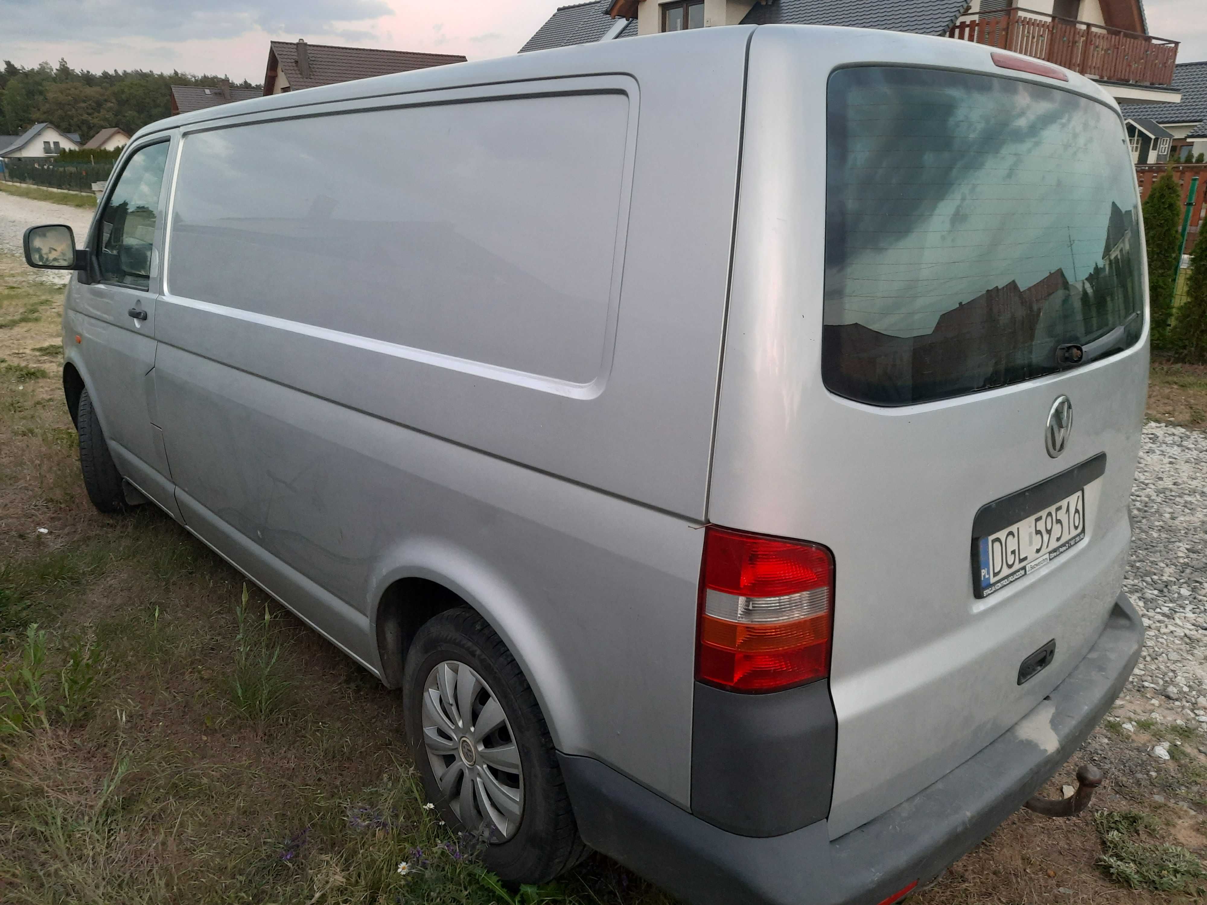 VW Transporter T5 1.9 LONG