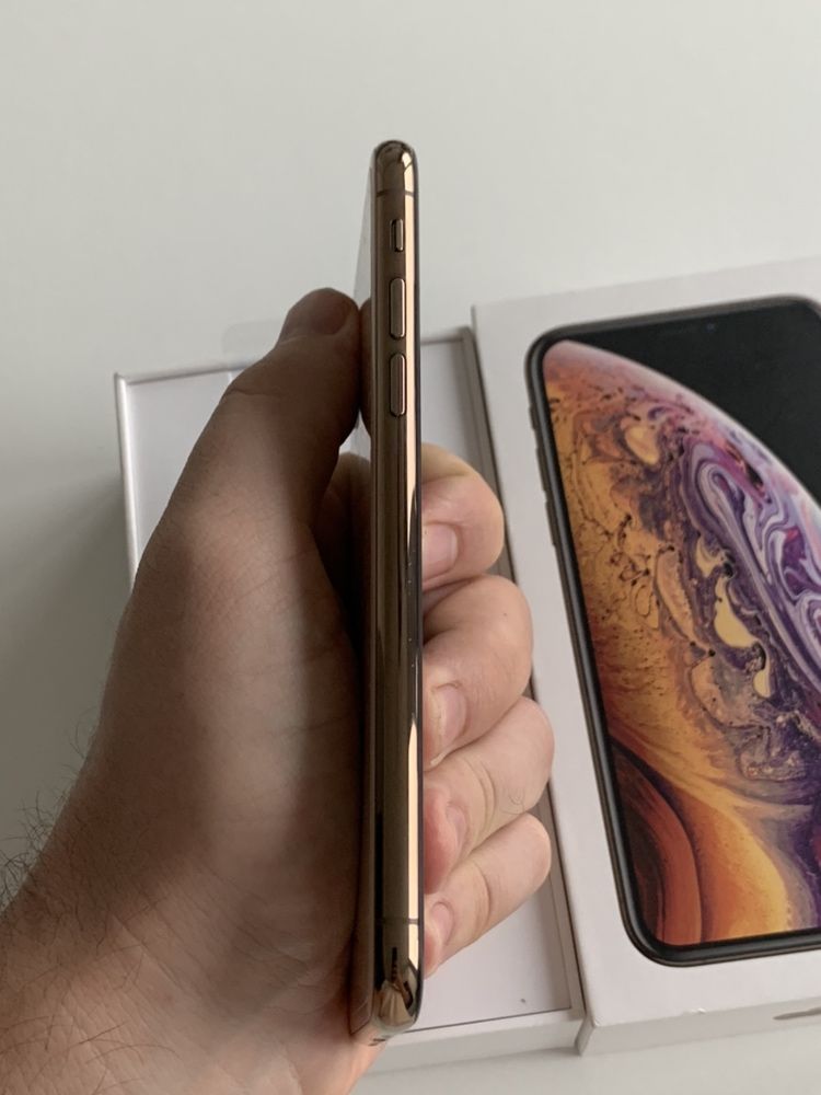 IPhone XS Max 64  полный комплект акб 90