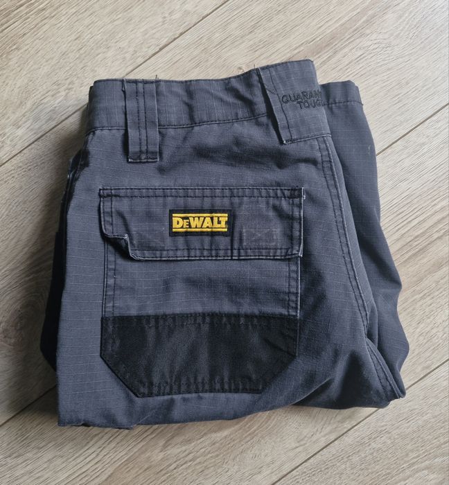 Spodenki * szorty * Robocze * Dewalt * 32