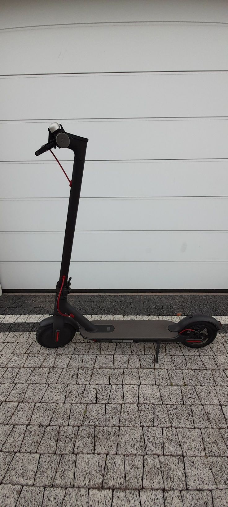 Hulajnoga Xiaomi Mi Electric scooter M365 320 km przebiegu