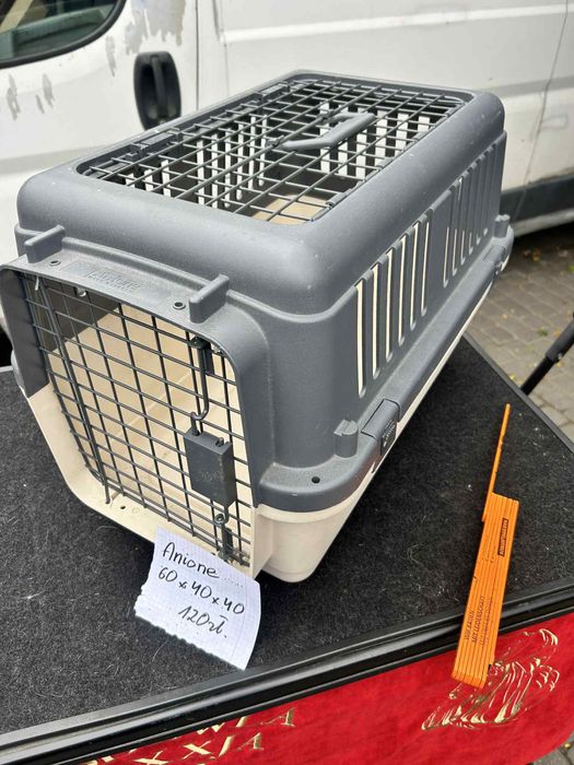 Kontener klatka dom dla psa lub kota Anione