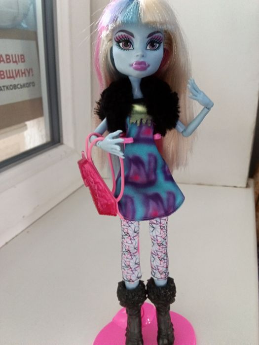 Еббі Бомінейбл, Монстер хай