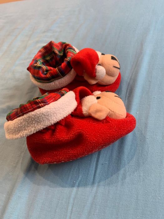 Kapcie niemowlęce świąteczne