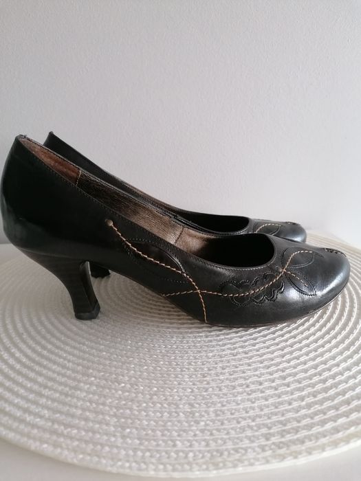 Buty damskie, czółenka