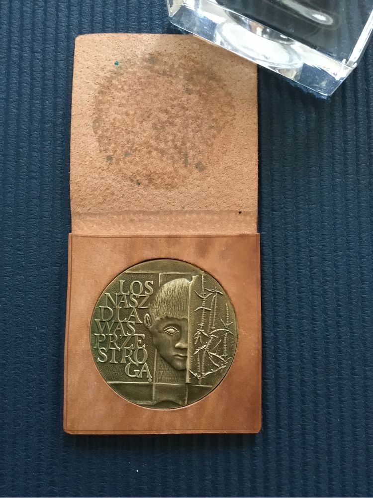 Medal Obóz Koncentracyjny Majdanek 1945- 1980 r.