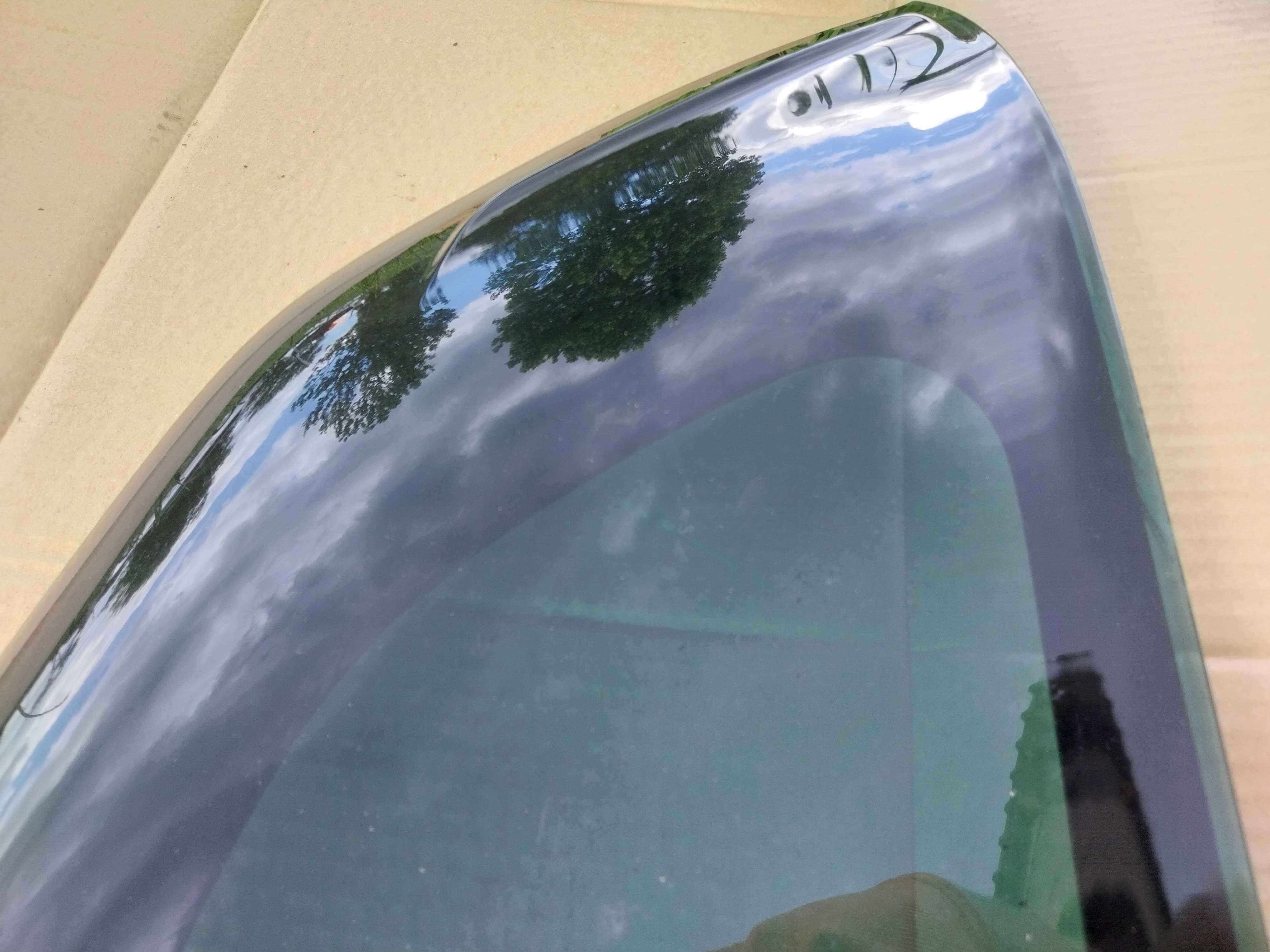 Szyba Karoseryjna Lewy Tył Citroen DS5