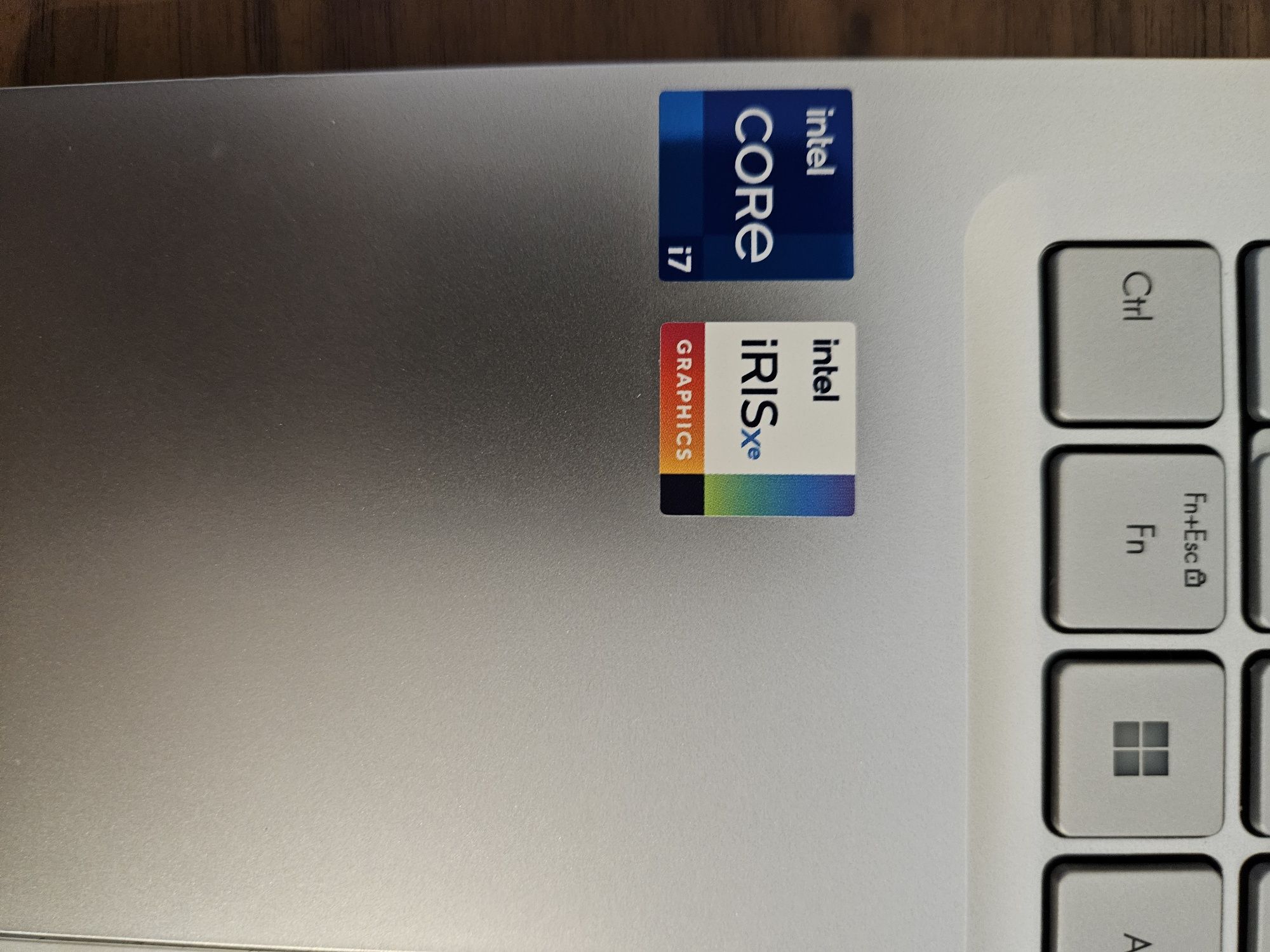 Portátil ASUS Vivobook i7 - Novo c/garantia