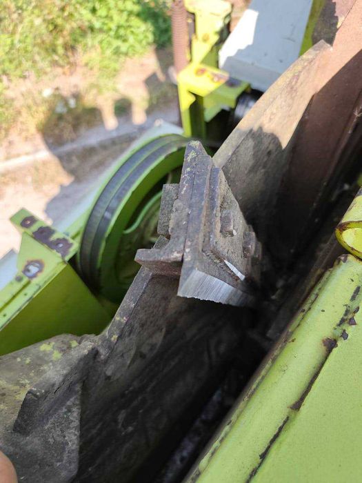 Причіпна січкарня подрібнювач трави, сінажа Claas jaguar 51 силос