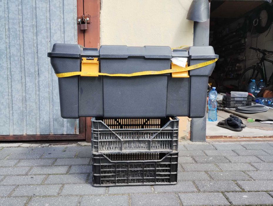 Duża 80 cm skrzynka narzędziowa lub na ubrania, akcesoria wędkarskie