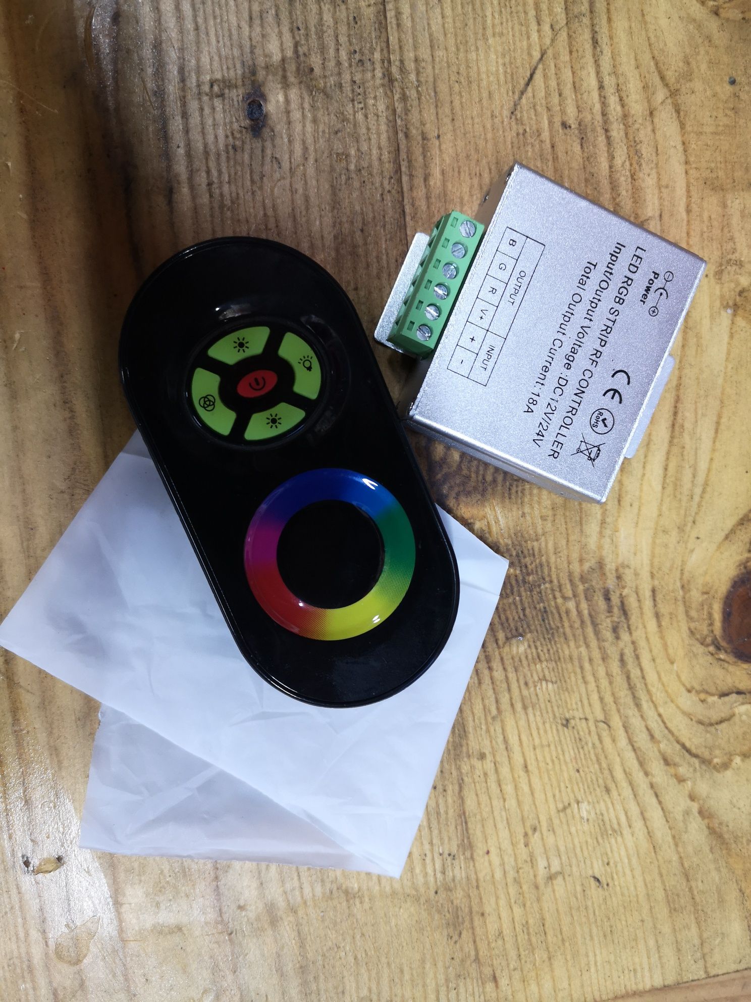 Stwrownik LED RGB RF 18A + PILOT