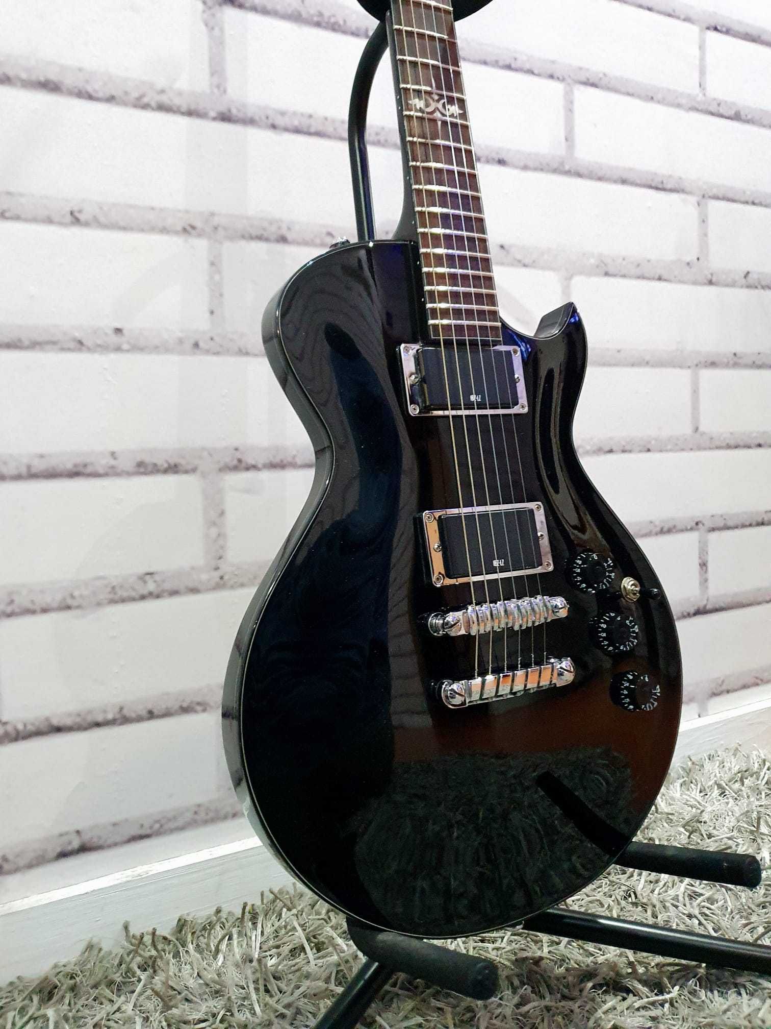 Guitarra Elétrica Ibanez ART 120BK (Case Incluída)