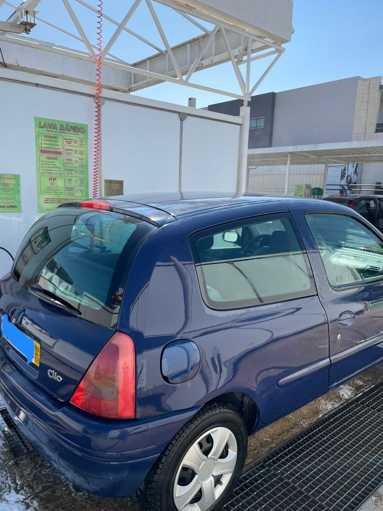 Renault Clio- 1999 - Pronto para andar