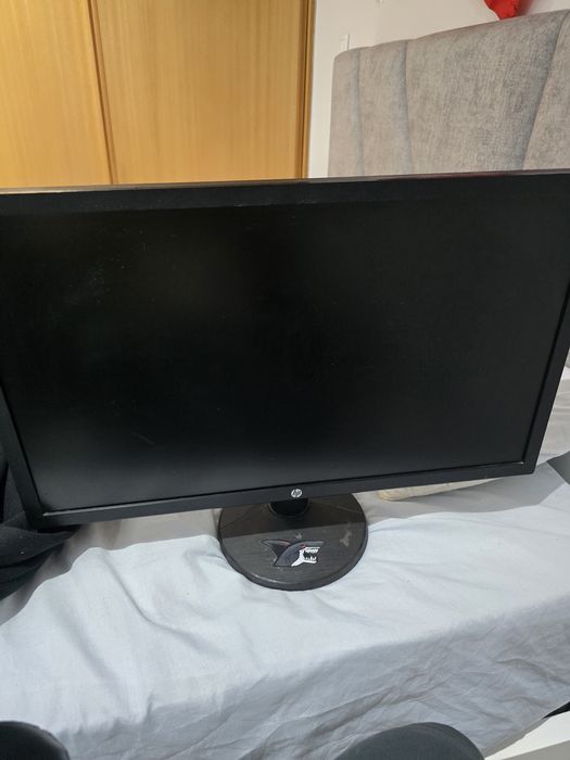 Monitor HP 75hz.