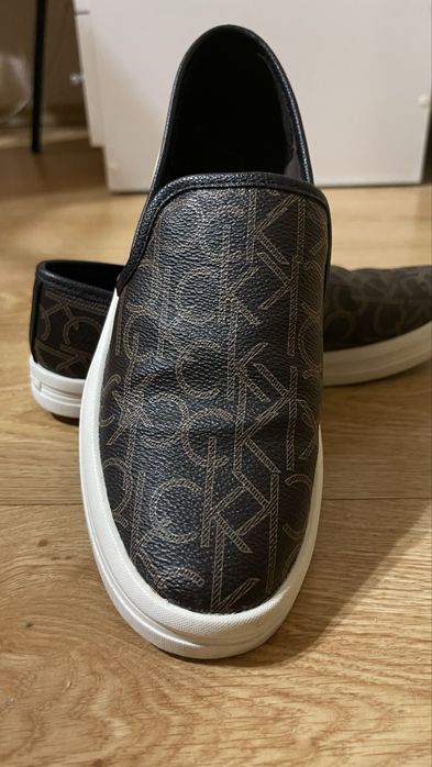 Лофери Calvin Klein,MARREN2 код E0011, відмінний стан, 38р ,24см