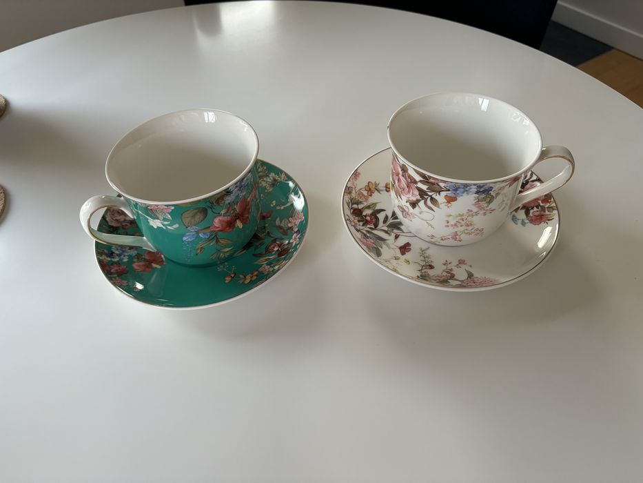 Porcelanowe filiżanki