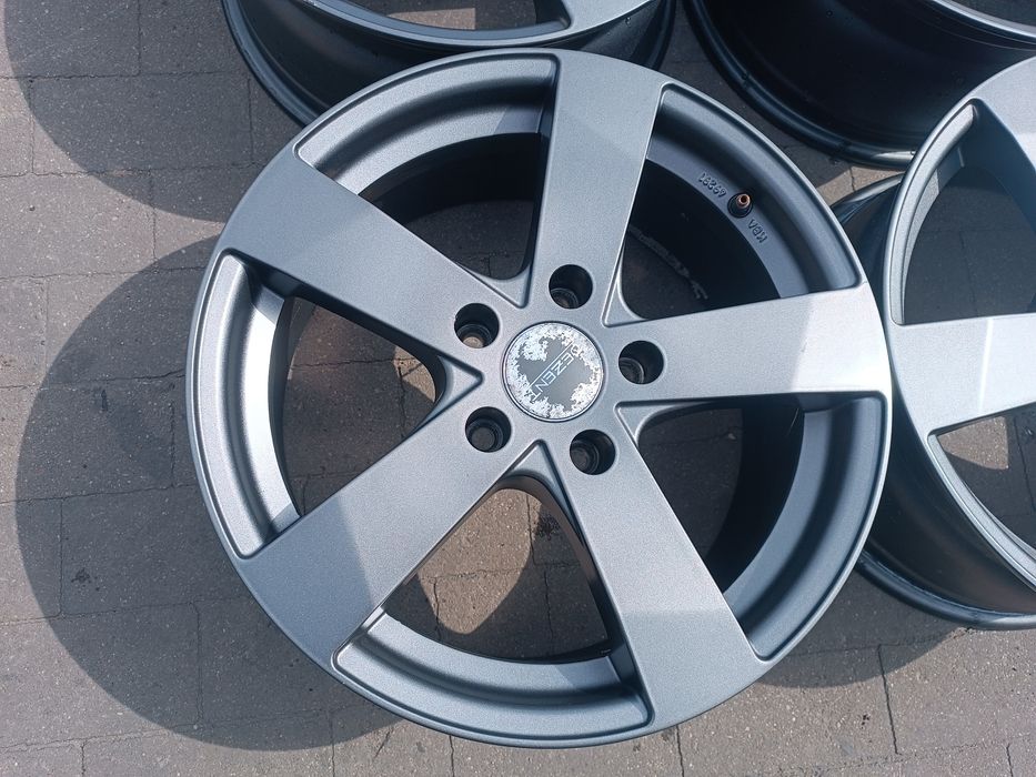 Felgi Alu BMW 3 E36 E46 X3  Opel Insignia 5x120 ET42 7.5J17