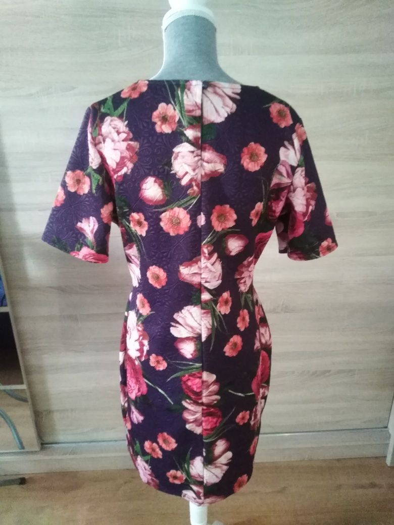 Sukienka Dorothy Perkins 40/L, kwiaty, wzór tłoczony