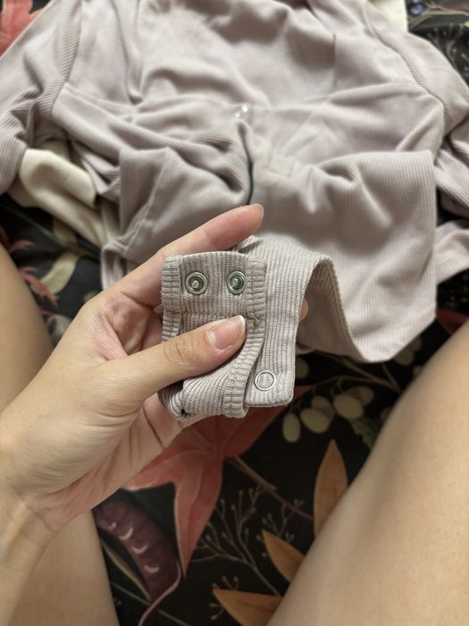 Боді на довгий рукав , 400 грн = 4 боді (одне боді 100грн)