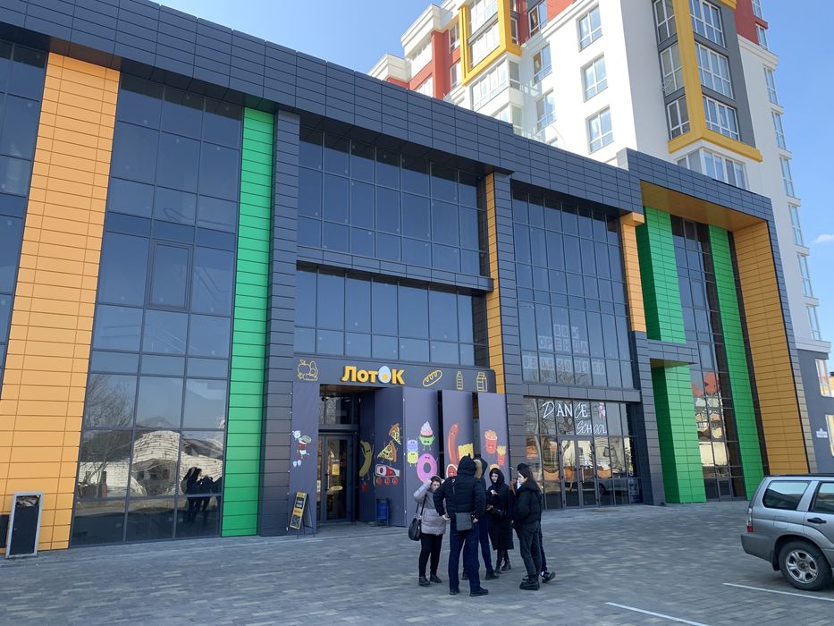 Оренда нж Піонерський квартал Чабани 145кв,м фасад