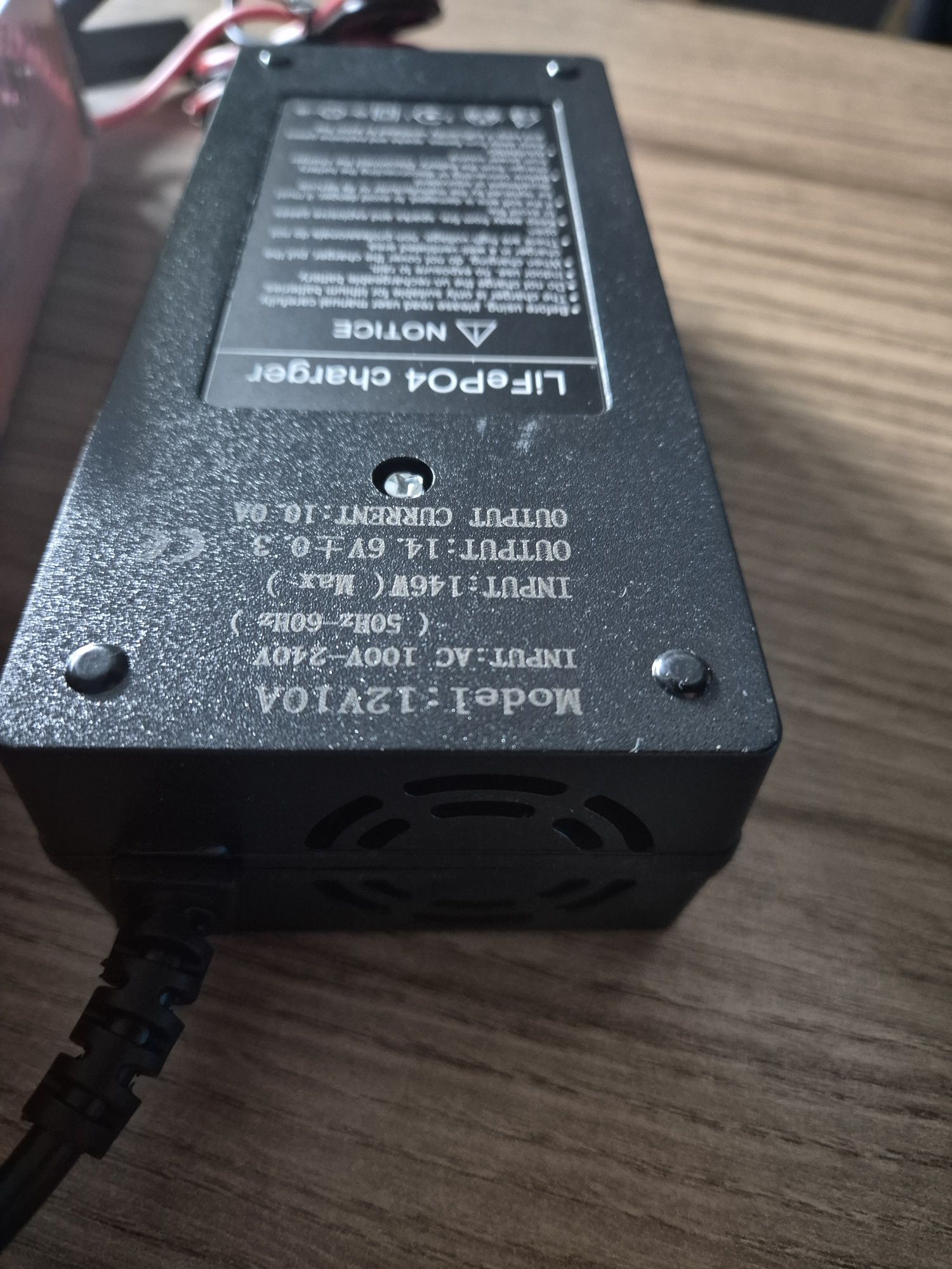 Ladowarka akumulator  LifePo4