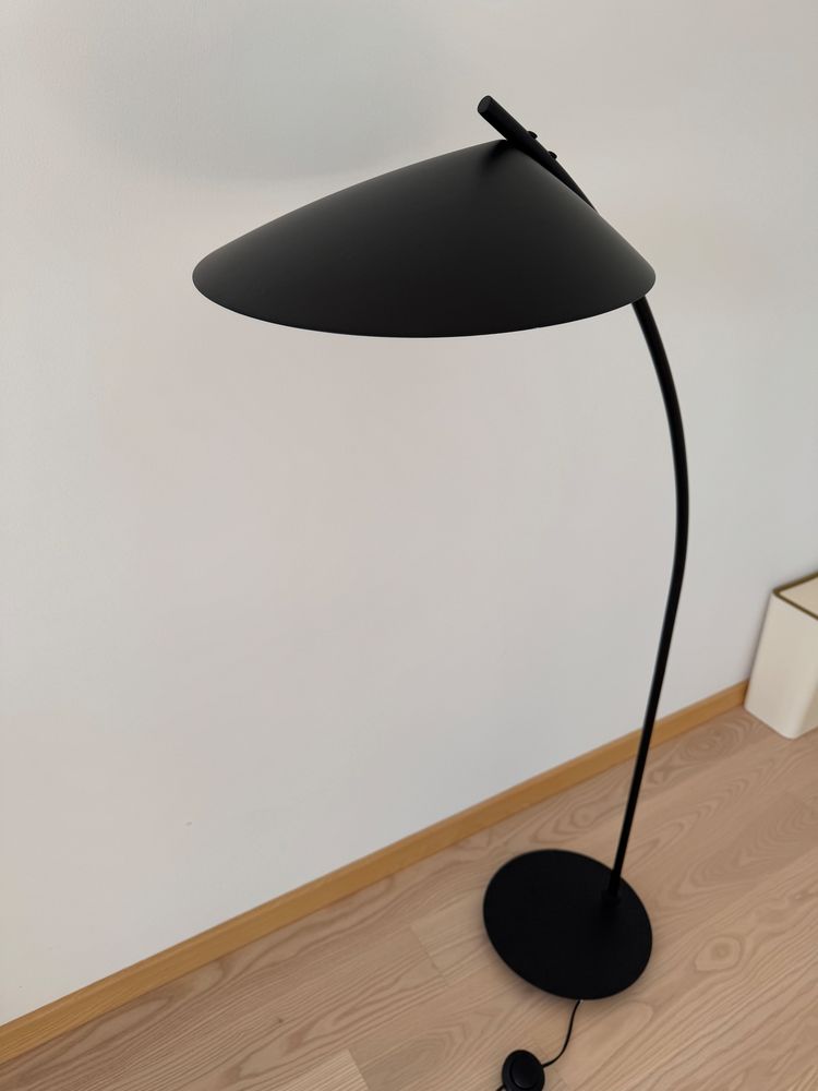 Lampa podlogowa GoodHome Bindarri 1-punktowa czarna