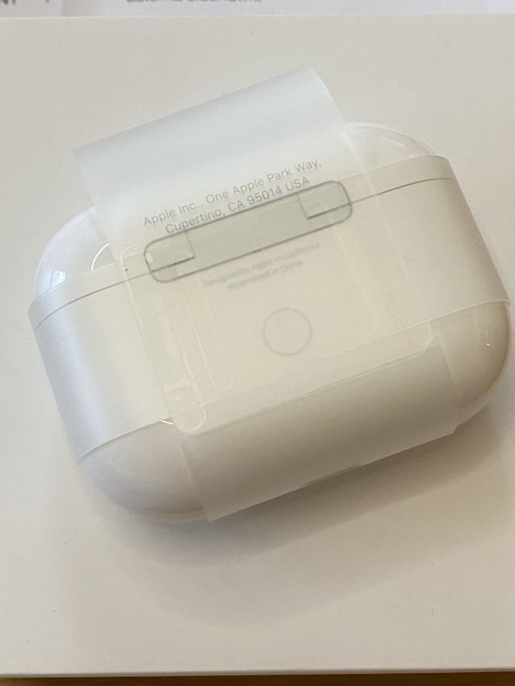 Apple AirPods Pro with Wireless Charging Case ORYGINALNE