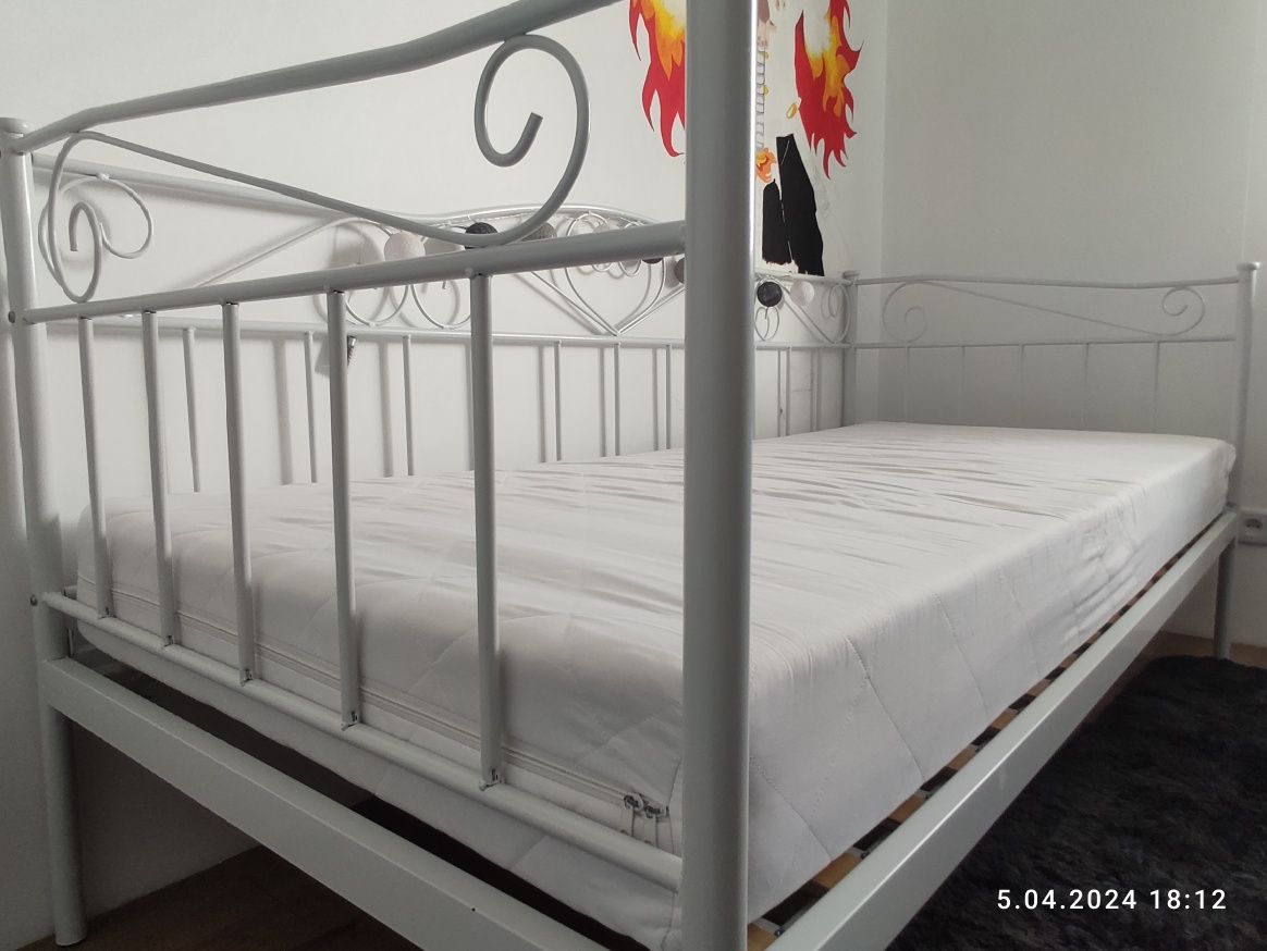 Łóżko metalowe białe z listwami elastycznymi IKEA