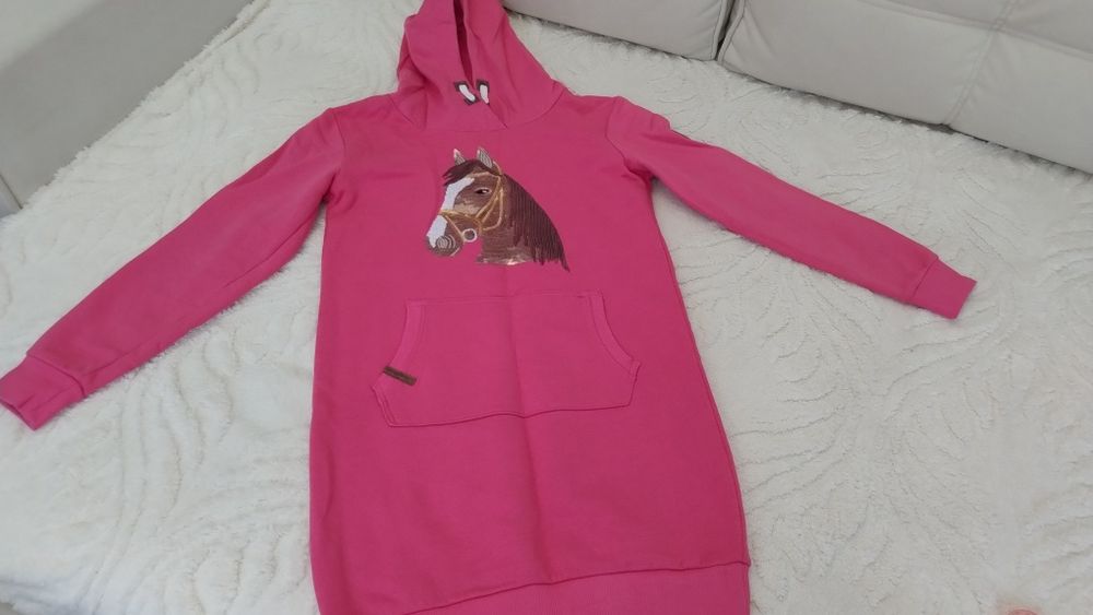 Плаття-туніка рожеве з паєтками, розмір S,  або 164