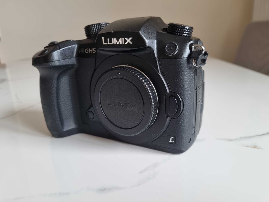 Panasonic Lumix GH5 Body + V-LOG | Idealny Stan, Gotowy Zestaw