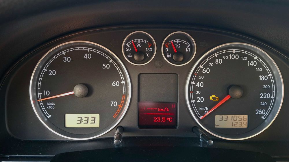 Volkswagen Passat 2.0 Sedan Comfortline 85kw/115PK Verde Pinheiro Met.