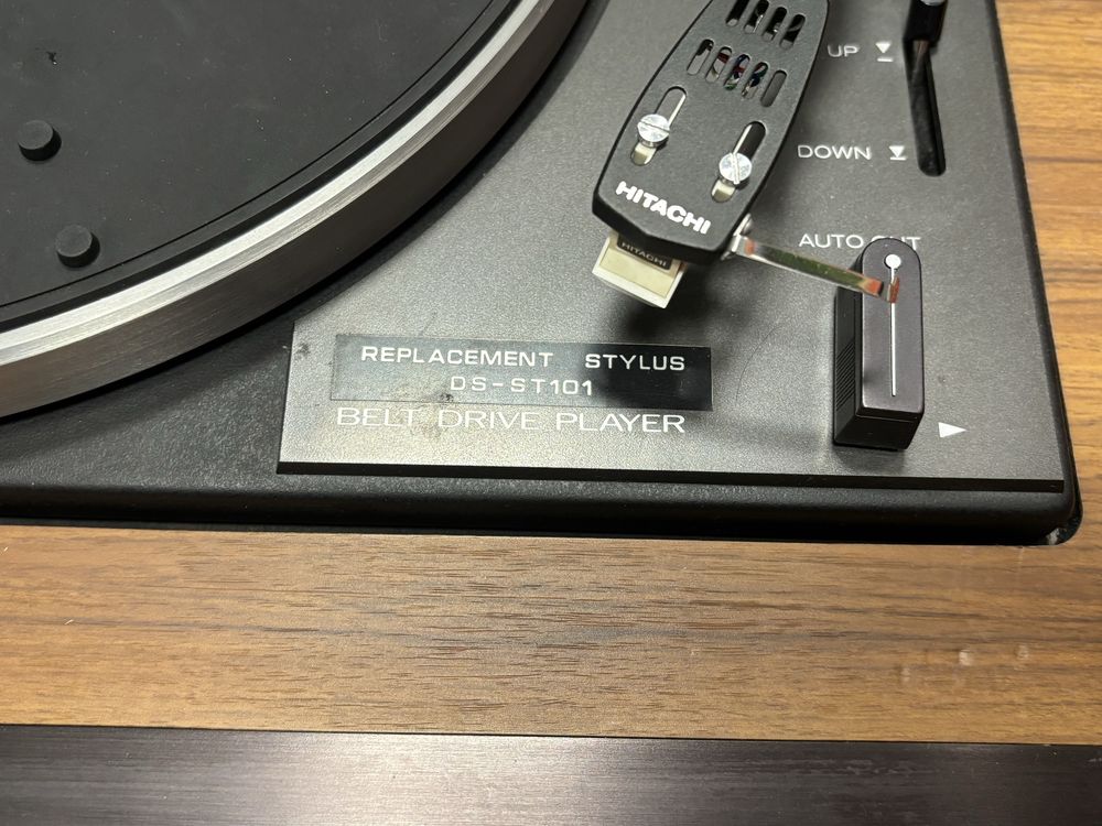 Hitach STD 2690R Music Center gramofon
