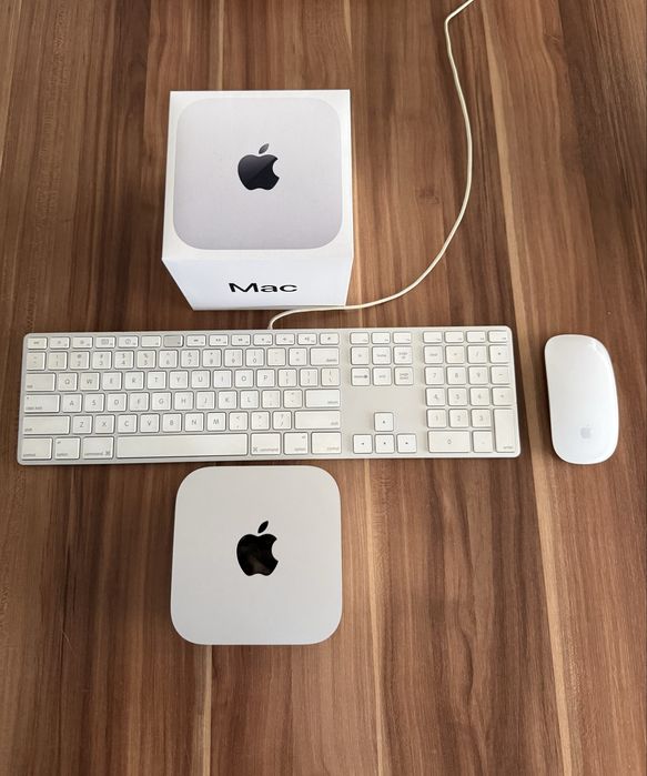 Mac mini M4 2024 + Teclado e Rato