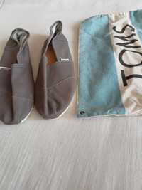 Toms nowe 41   .