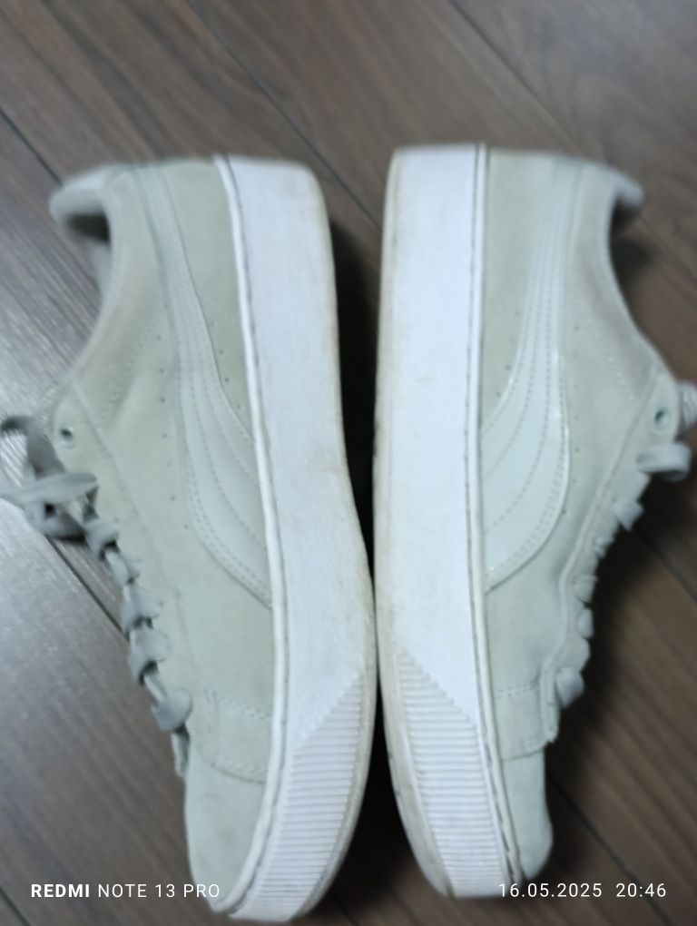 Puma кросівки  39 розмір..
