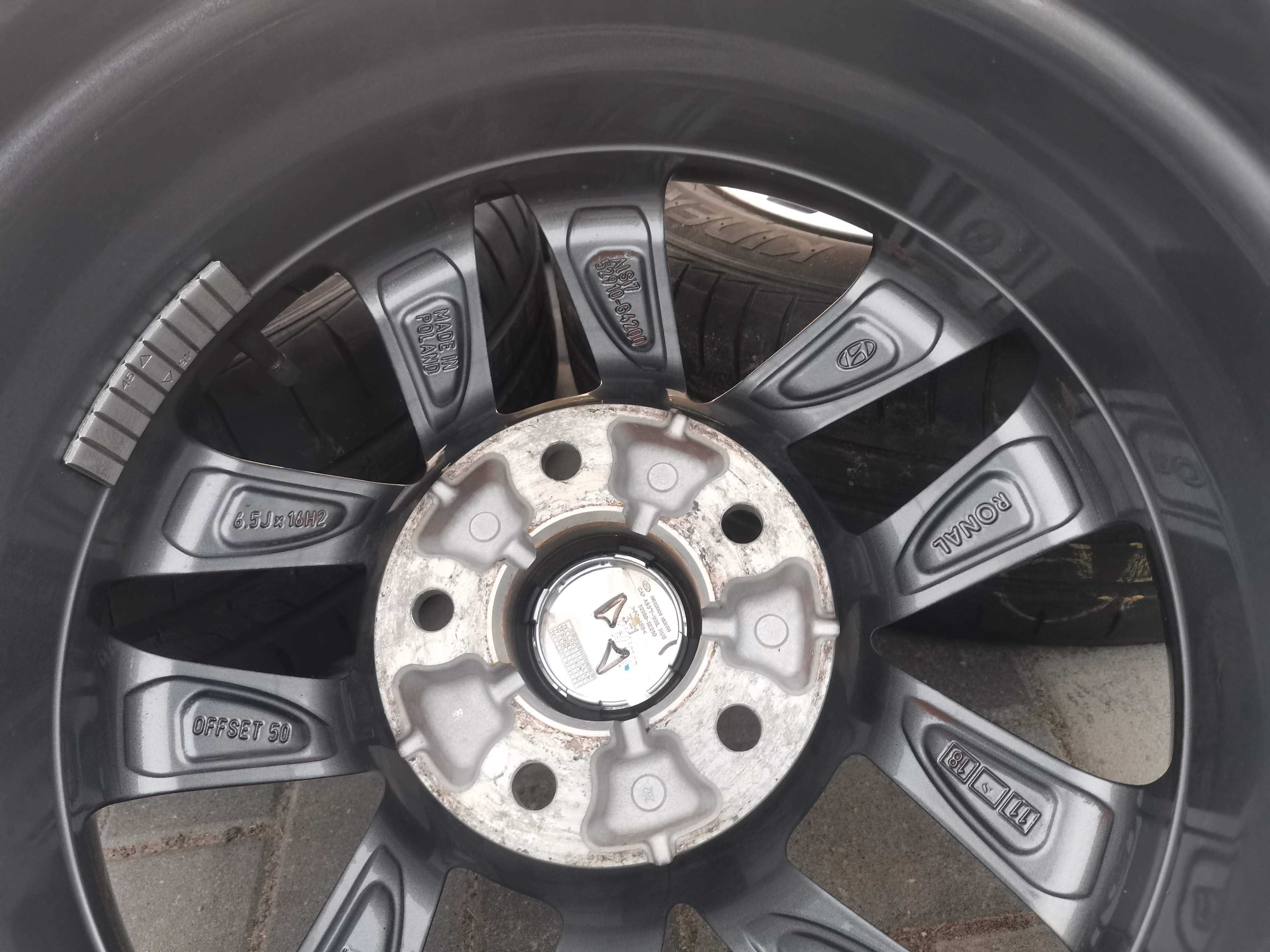 Felgi HYUNDAI I30 Tucson ix20 ix35 i40  6.5Jx16H2 5x114,3 ET50 TPMS