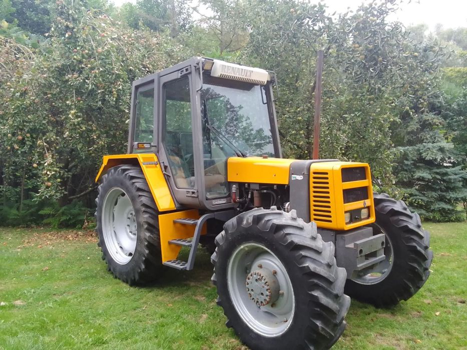 Renault 7812  Traktor ciągnik Renault 7812 4x4