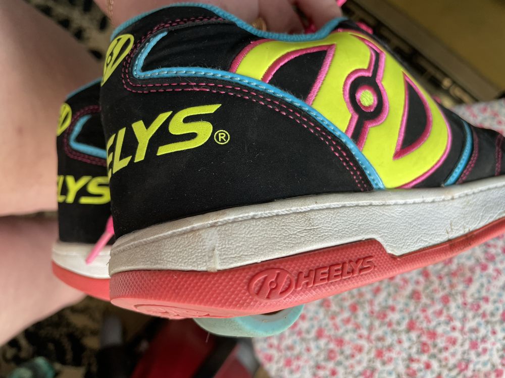 Роликові кросівки Heelys Cosmical  р.38-39