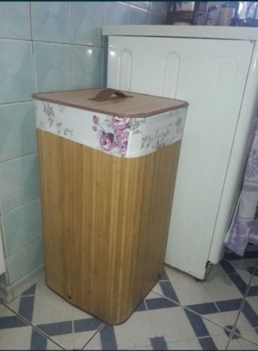 Корзина* для білизни бамбукова.